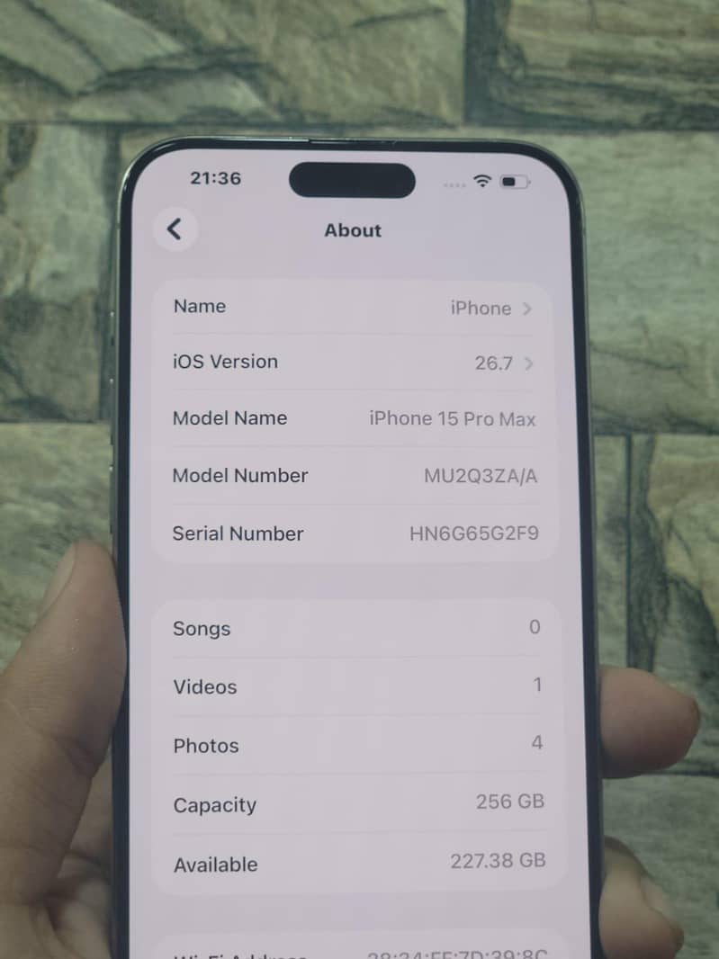 Apple iPhone 15 Pro Max 5