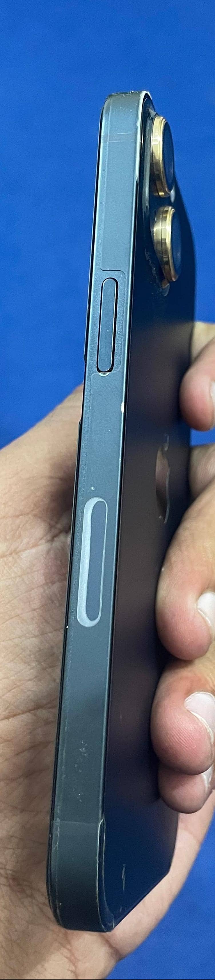 Apple iPhone 13 2