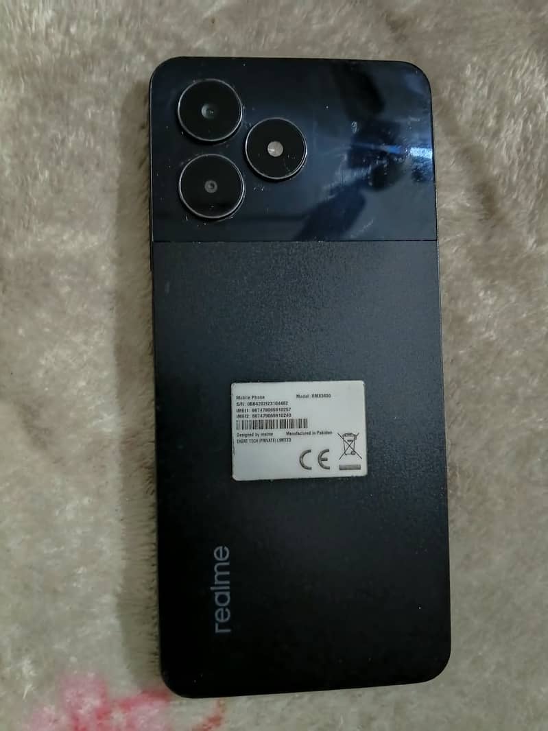 Realme C51 1