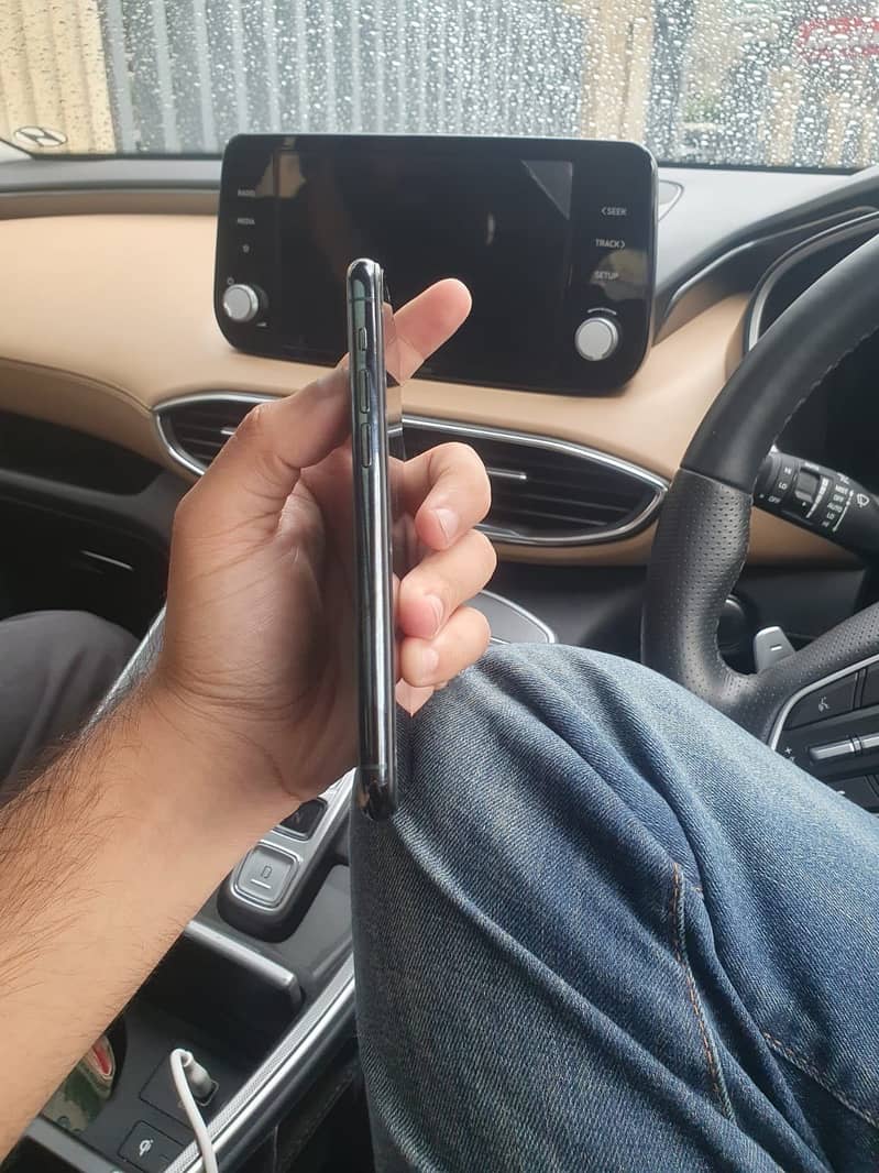Apple iPhone 11 Pro 5