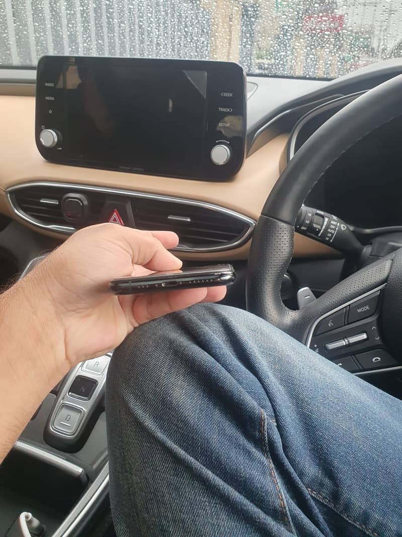 Apple iPhone 11 Pro 6