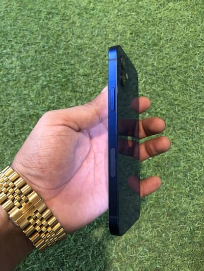 Apple iPhone 12 in jv 10/10 95 health true tone active