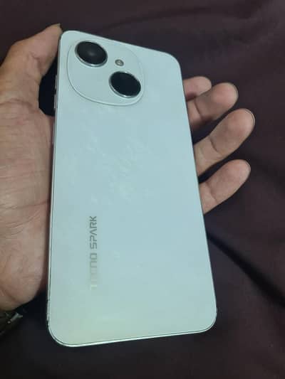Tecno spark go 1