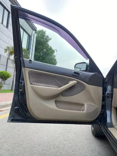 Honda civic Exi Manual  chat Genuine