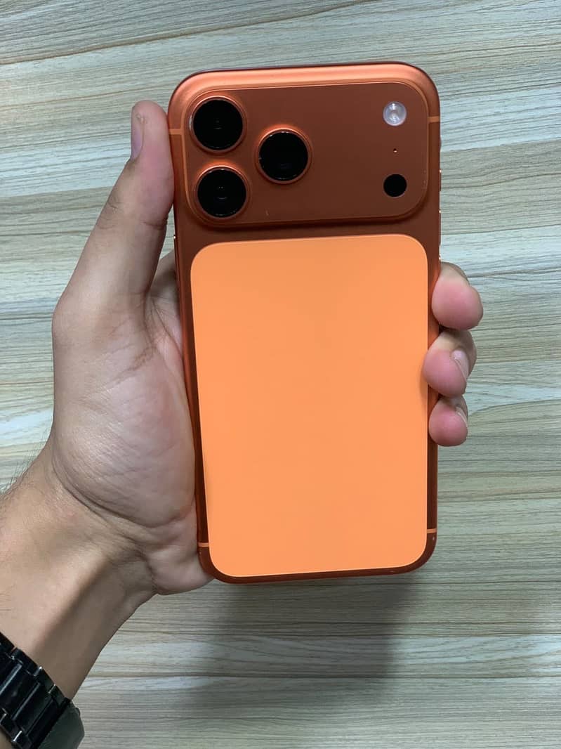 Apple iPhone 17 Pro Max 1