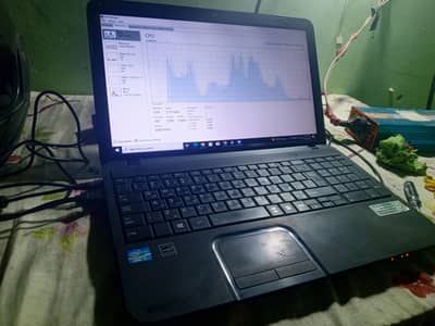 gaming laptop with 1gb dedicated graphic card i7 3rd generation 4core