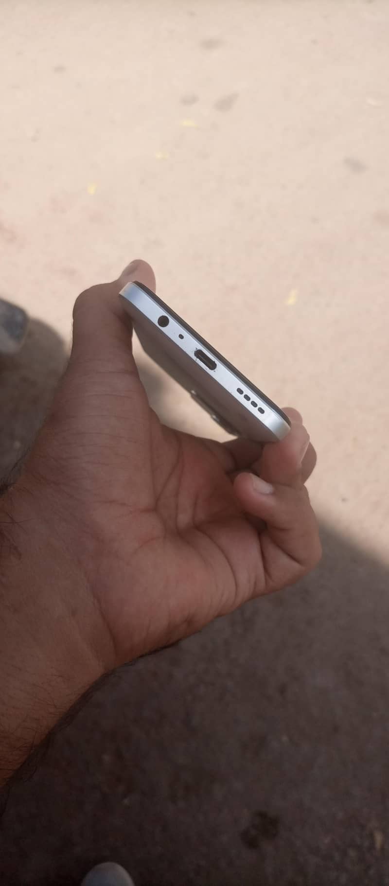 Realme C71 3