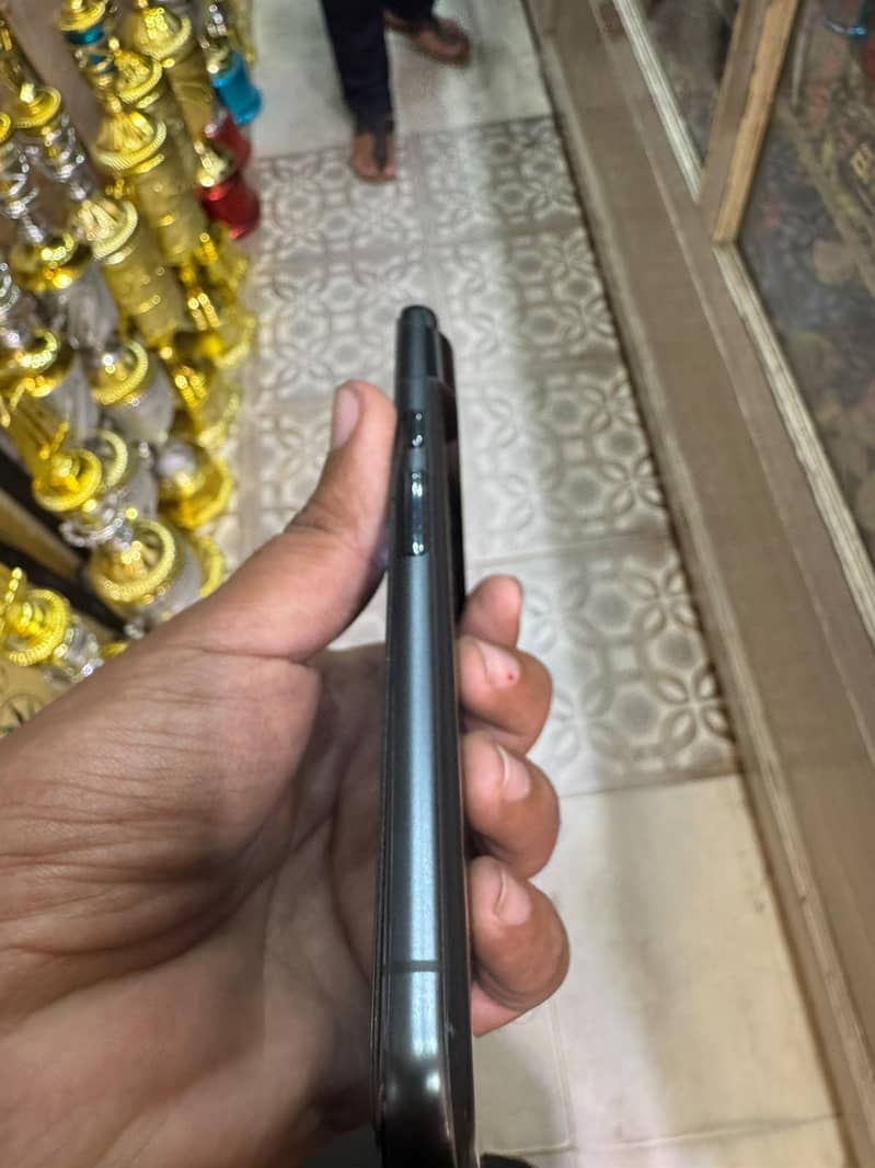 Google Pixel 8 Pro 9