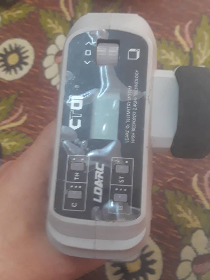Remotes RC car & Drones 17