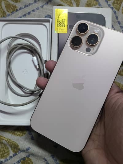 Apple iPhone 16 Pro Max