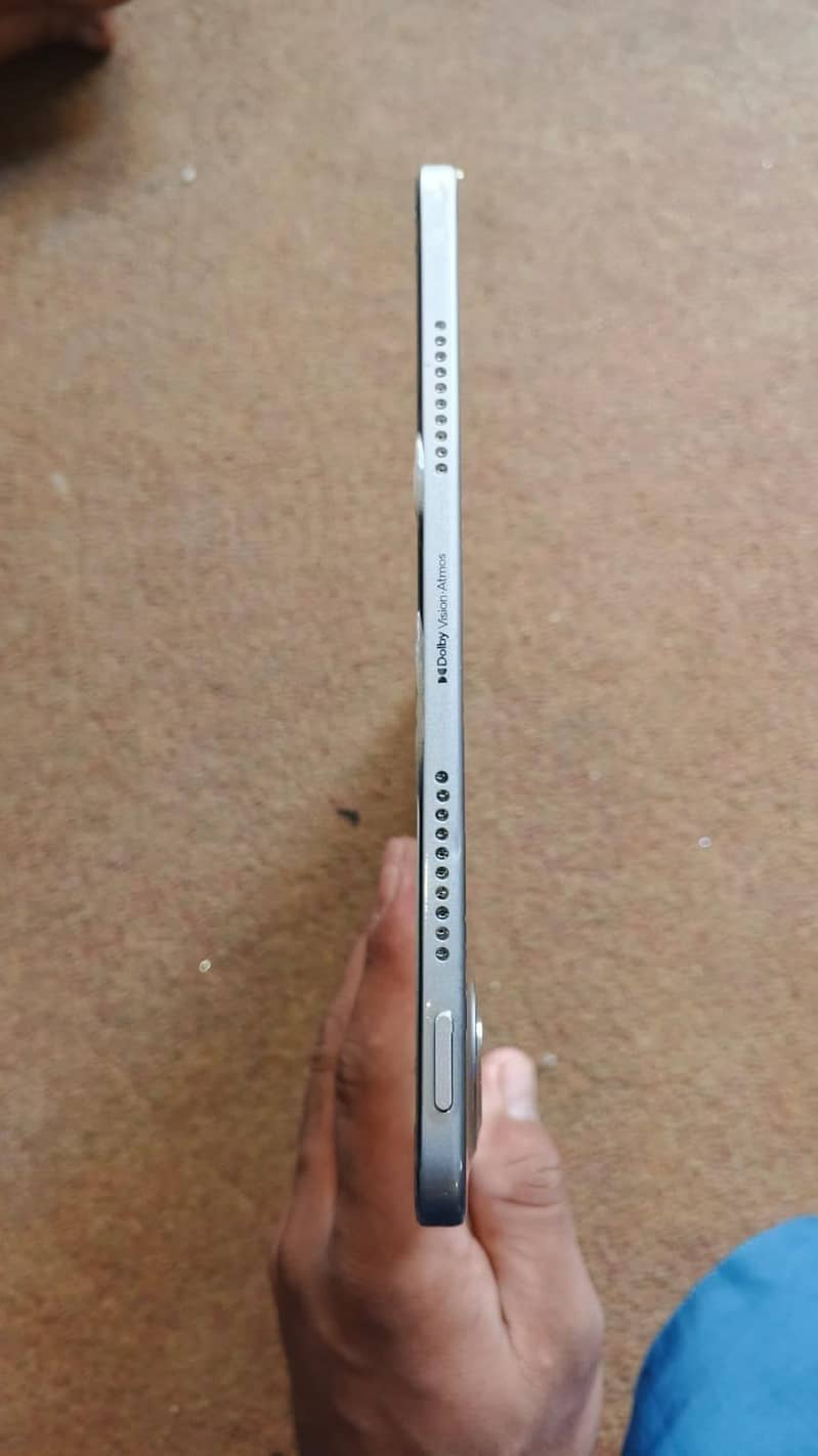 legend yoga tab 4