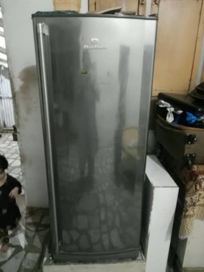Dawlance refrigerator