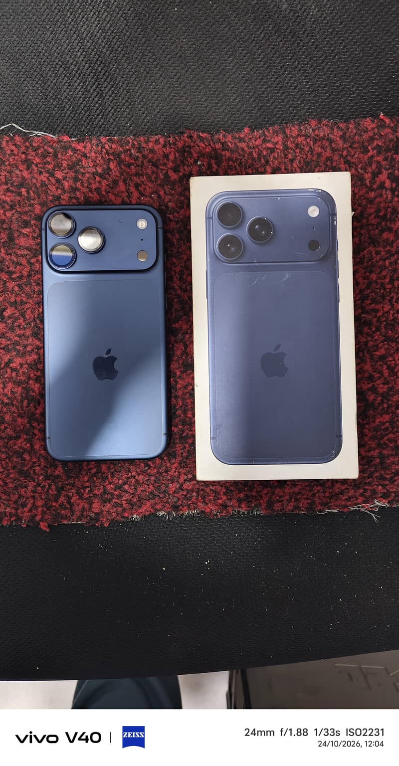 Apple iPhone 17 Pro Max 0