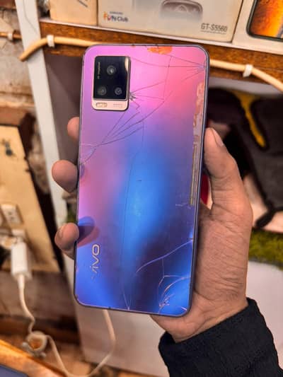 Vivo V20