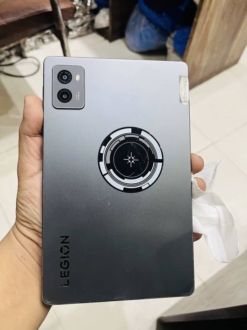 Lenoo TB320FC 0