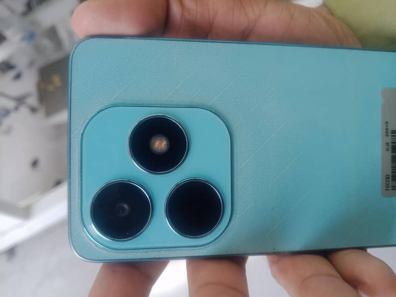 Tecno Spark 20 2