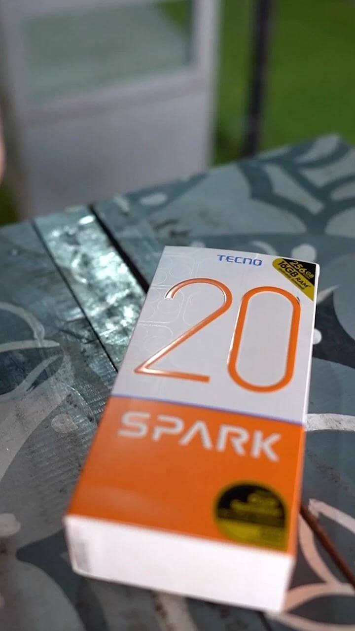 Tecno Spark 20 4