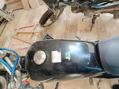 suzuki GS 150