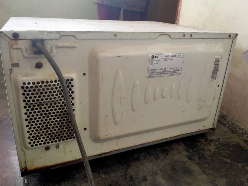 Microwave 1