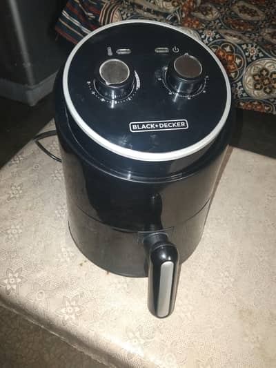 Black and dackar air fryer for sale