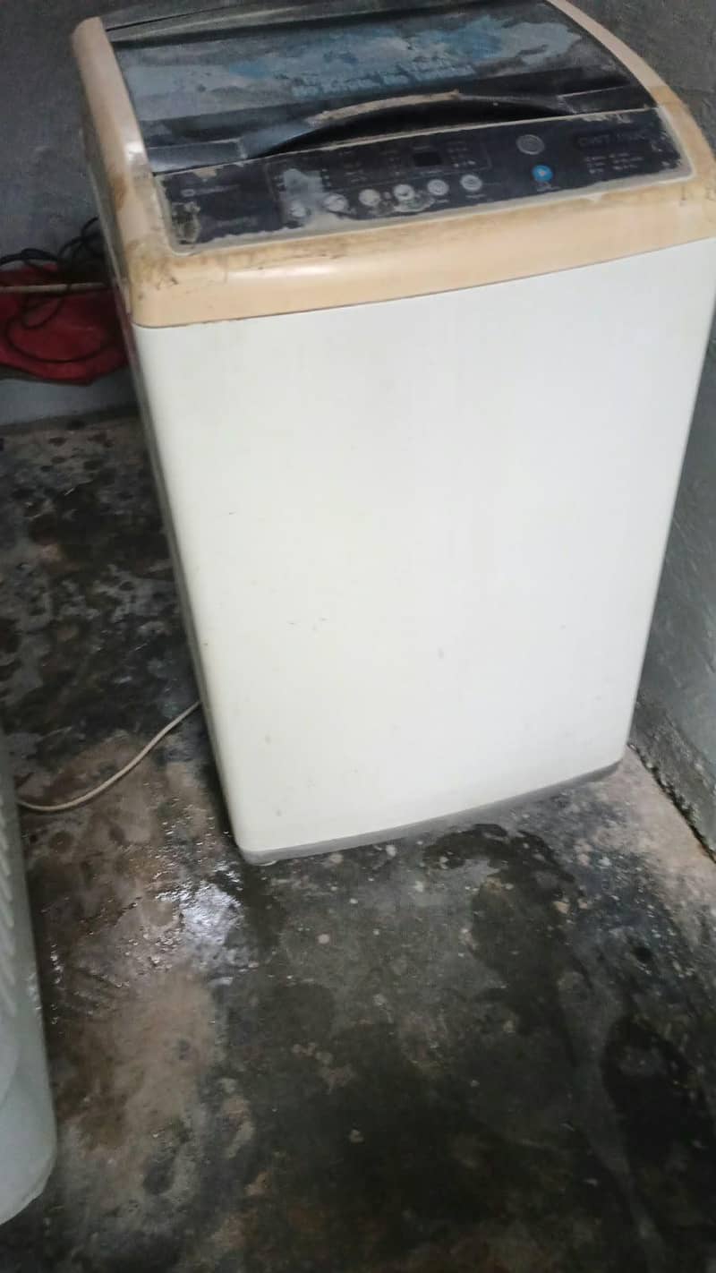 automatic Dawlance washing machine available 1