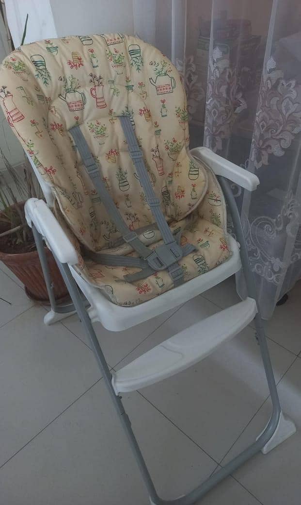 high chair 0