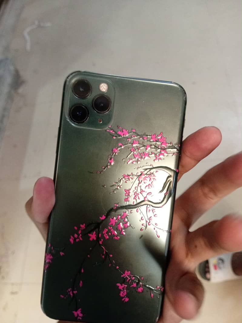 Apple iPhone 11 Pro Max 3