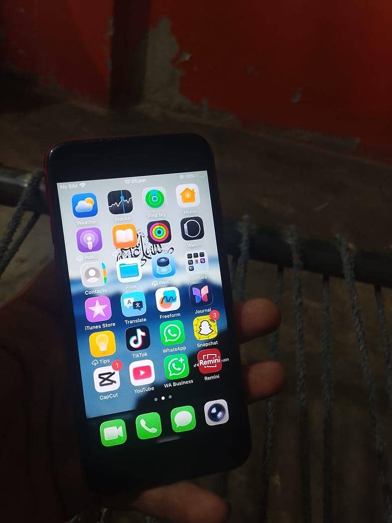 Apple iPhone SE 2020 4