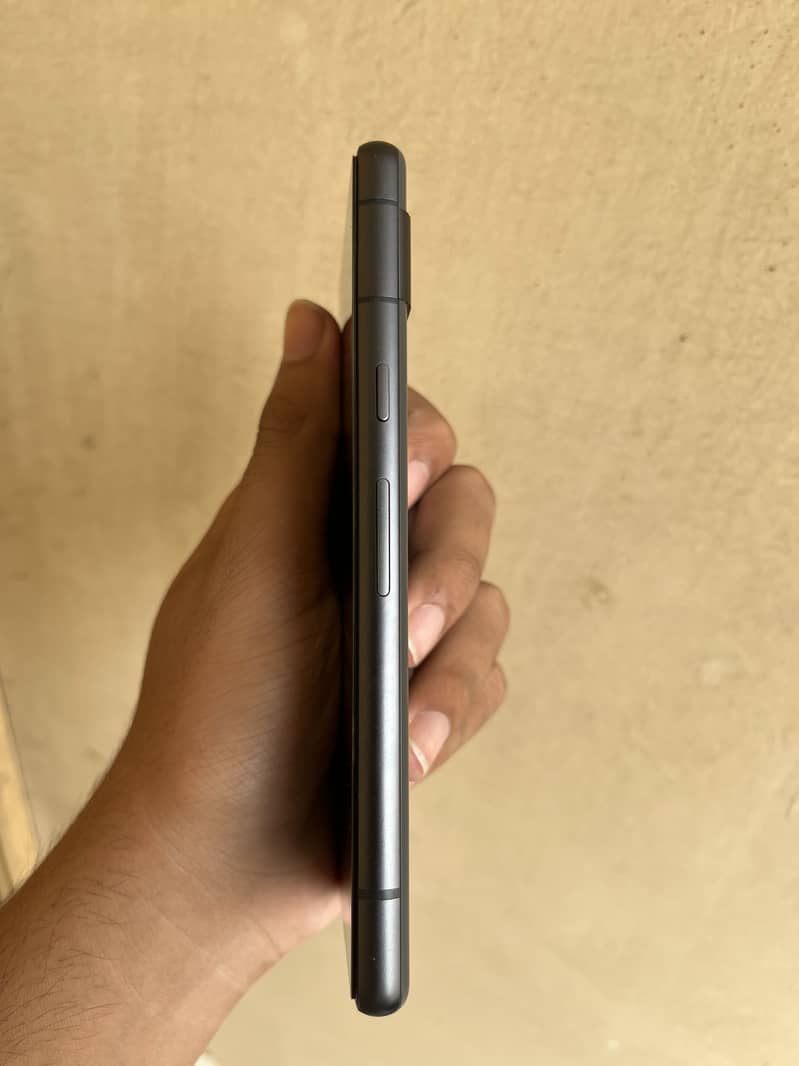 Google Pixel 7a 2