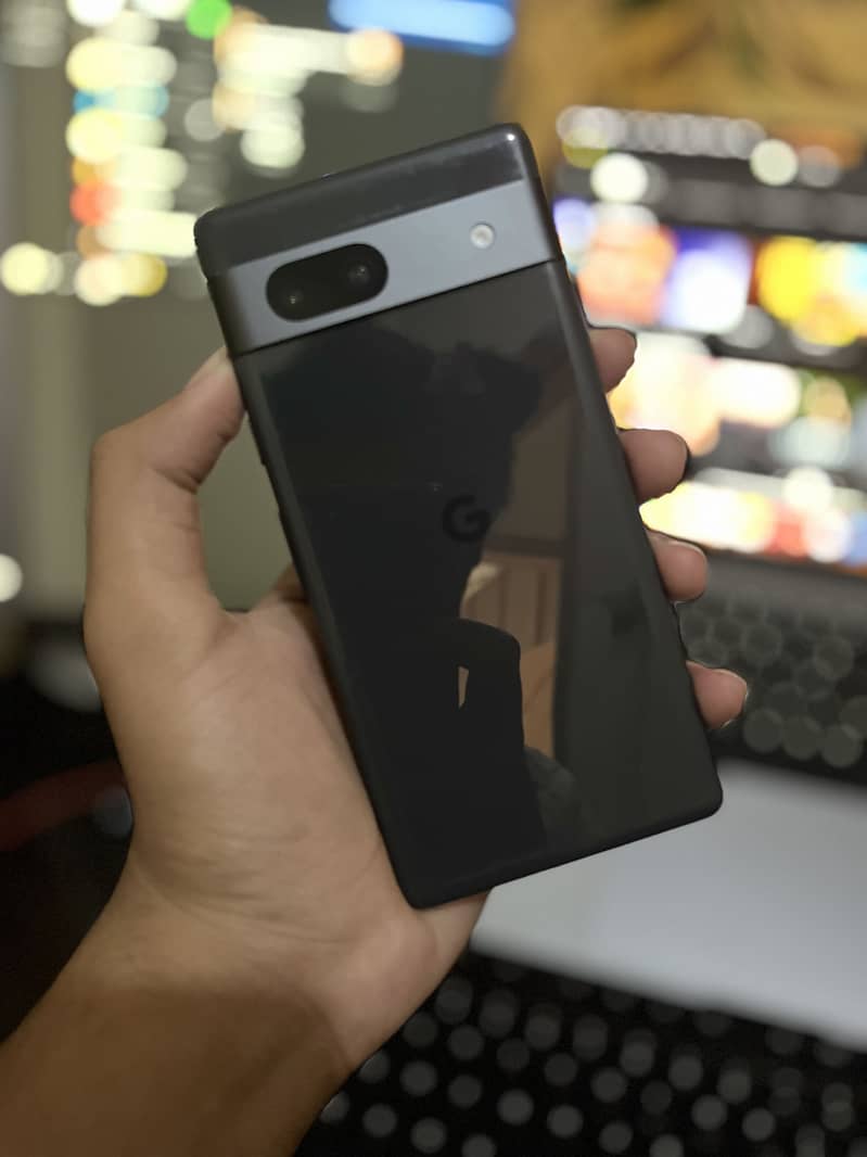 Google Pixel 7a 4