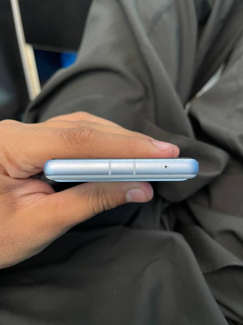 Google Pixel 7a 3