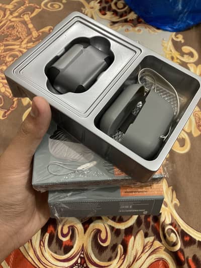 Air pods pro 2 sound buzzer available