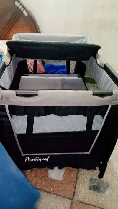 Baby cot for sale