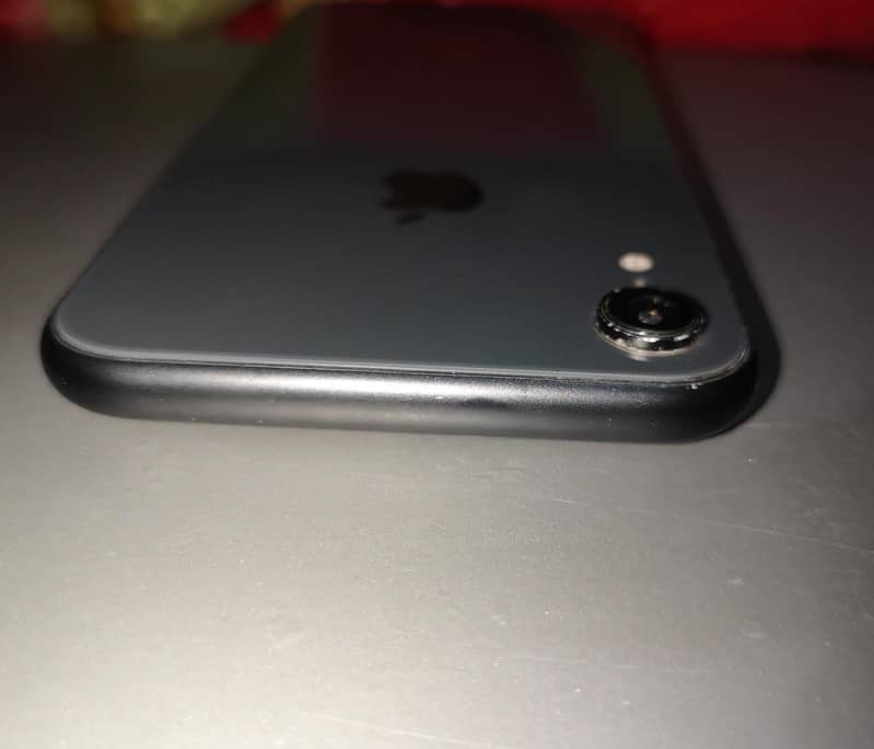 Apple iPhone XR 2