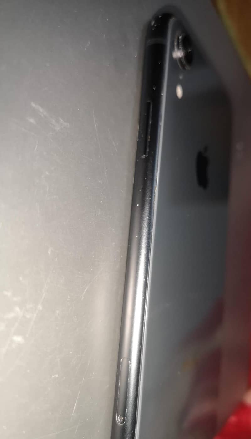 Apple iPhone XR 3