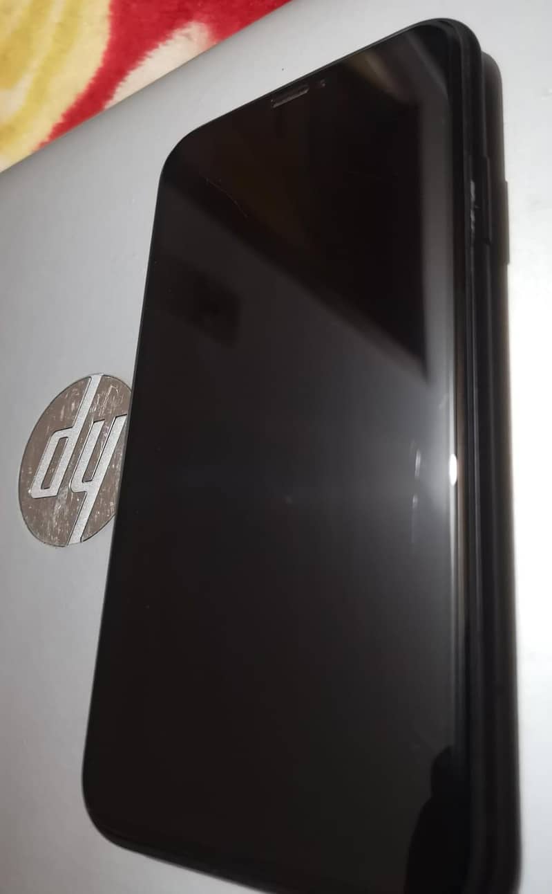 Apple iPhone XR 5