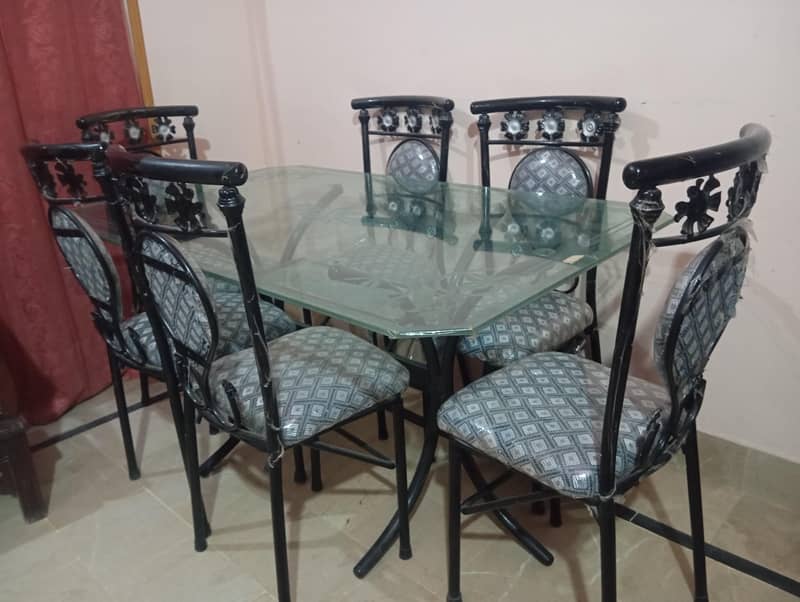 Dining Table with 6 Chairs 0