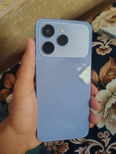 Tecno Spark 40