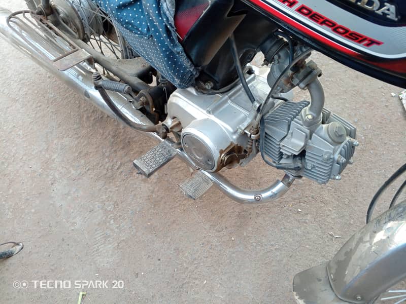 Honda CD 70 4