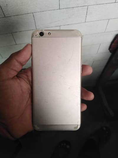 OPPO F1