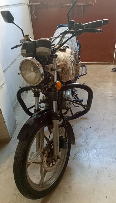 Suzuki GS 150 SE