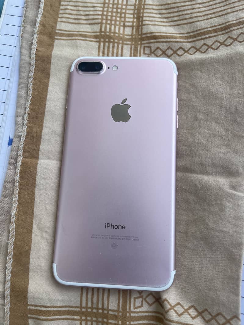 Apple iPhone 7 Plus 1