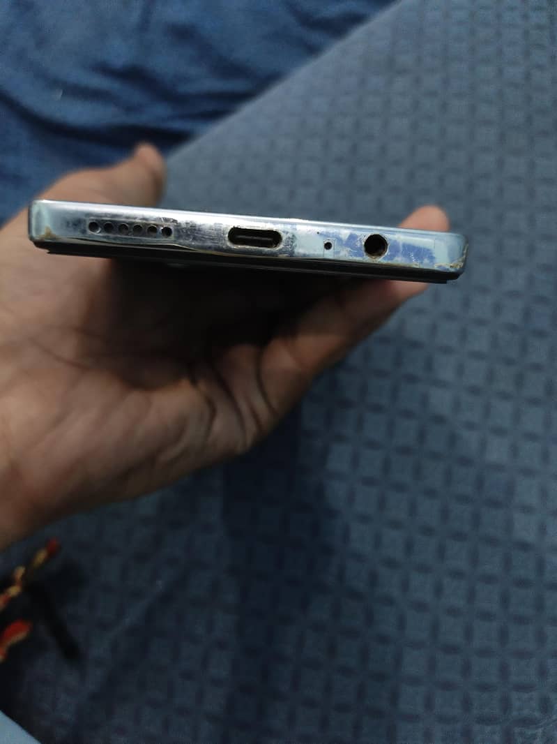 Tecno CAMON 30    8+5/256 1
