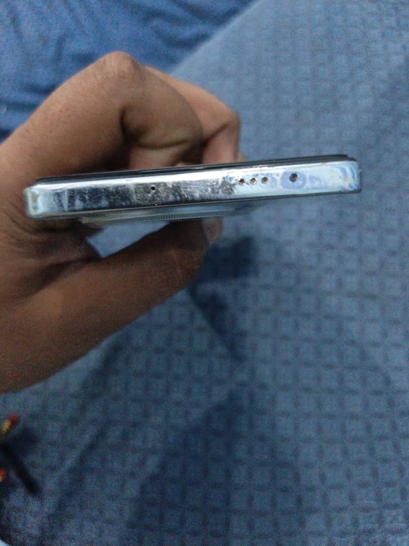 Tecno CAMON 30    8+5/256 3