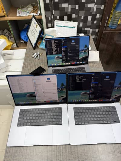 MACBOOK PRO M1 MAX 2021 16 INCH 64GB RAM 1TB SSD 32 CORE GPU 9 UNITS
