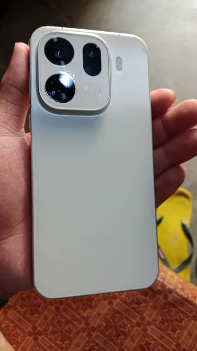 OPPO Find X9 Pro