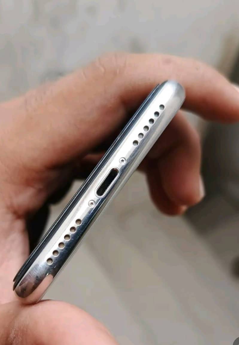 Apple iPhone X 2