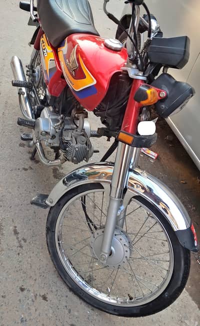 Honda CD 70 2025