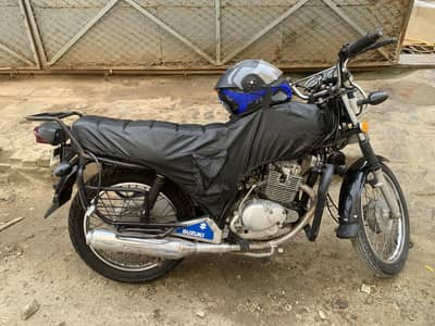Suzuki GS 150 - 2016