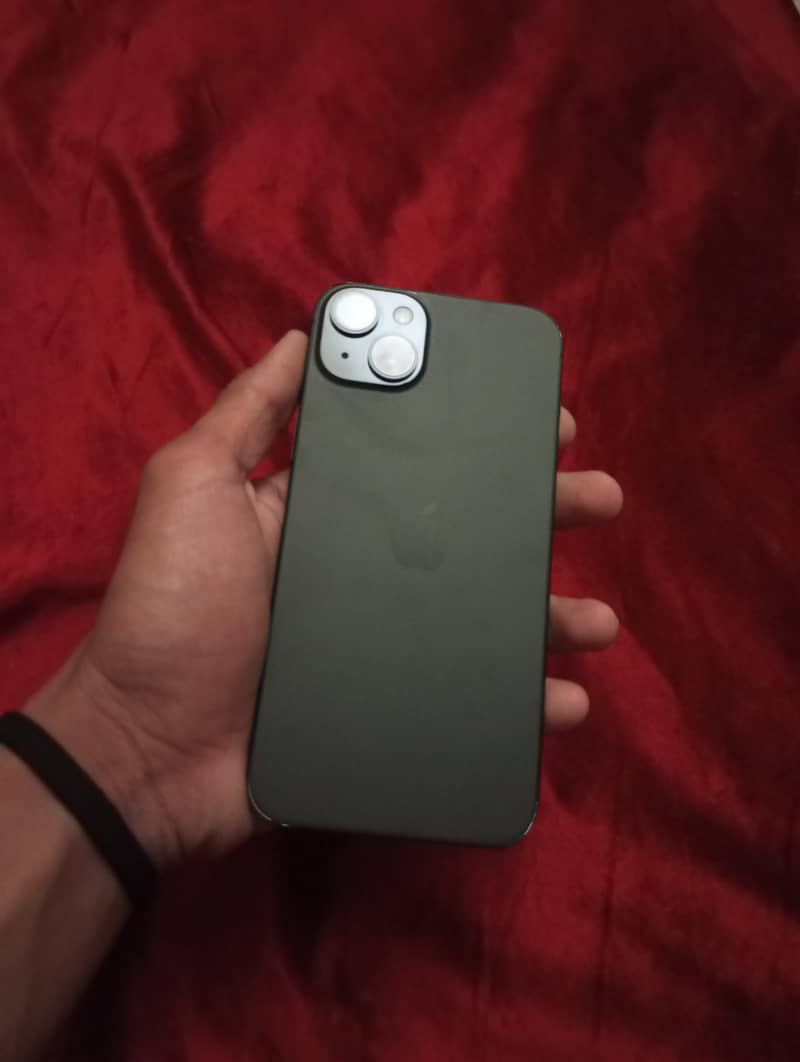 Apple iPhone 15 plus 2